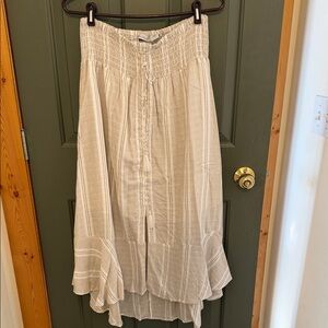 KEREN hart Cream High Low Skirt